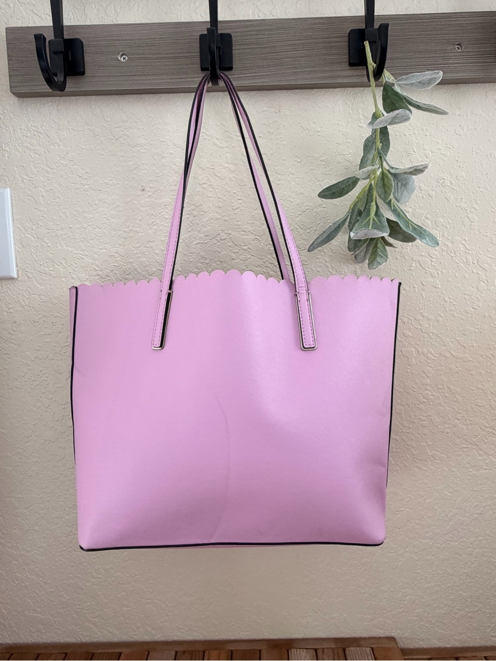 Trina Turk Pink Scallop-Edge Tote, Multicolored Interior, Gold Tone Logo, Vegan - Picture 2 of 10